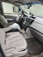 2011 toyota aienna Boro park bklyn - Image 8