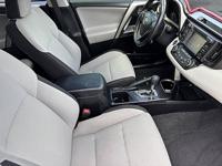 LIKE NEW! 2018 Toyota Rav4 XLE FWD 71k miles 1-owner MINT! - Image 10