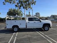 2023 Chevrolet 2500 6.6L Gas,8ft Royal bed,4 new tires! north san diego county - Image 5