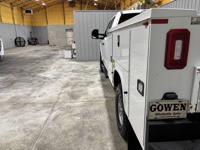 2018 Ford F250 XL Extended Cab 4wd Utility Bed Mid TN - Image 8