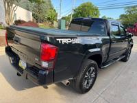 2018 Toyota tacoma trd 4x4 sport crew cab long bed 4x4 premium truck PHILADELPHIA - Image 4
