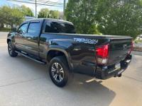 2018 Toyota tacoma trd 4x4 sport crew cab long bed 4x4 premium truck PHILADELPHIA - Image 6