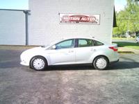 2012 FORD FOCUS SE 4-DOOR 4-CYL AUTO 174K MILES 1-OWNER MOTION AUTOS 360-414-5279 LONGVIEW WA