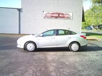 2012 FORD FOCUS SE 4-DOOR 4-CYL AUTO 174K MILES 1-OWNER MOTION AUTOS 360-414-5279 LONGVIEW WA - Image 4