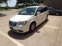 FULLY SERVICED CHRYSLER TOWN & COUNTRY HANDICAP WHEELCHAIR RAMP VAN Irving, TX - Image 5