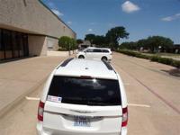 FULLY SERVICED CHRYSLER TOWN & COUNTRY HANDICAP WHEELCHAIR RAMP VAN Irving, TX - Image 9