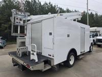 2019 Ford E-450 E450 35ft ALTEC Bucket Boom Lift Truck Enclosed Box - Image 6