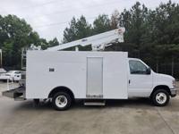2019 Ford E-450 E450 35ft ALTEC Bucket Boom Lift Truck Enclosed Box - Image 7