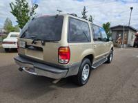2000 Ford Explorer 4x4 4WD XLT 4dr SUV SUV Roberto's Auto Sales - Image 6