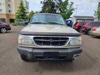 2000 Ford Explorer 4x4 4WD XLT 4dr SUV SUV Roberto's Auto Sales - Image 9