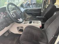 2013 Dodge Caravan SXT * Runs and great * Solid transportation * - Image 6