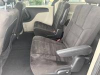 2013 Dodge Caravan SXT * Runs and great * Solid transportation * - Image 7