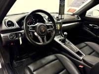 2022 Porsche 718 Cayman T 6 SPEED MANUAL GT SILVER Coupe Est. payment OAC† - Image 3