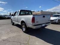 2002 Ford F-150 4x4 4WD F150 XLT 4dr Super Cab Styleside SB Pickup Tru Universal Auto Sales - Image 6
