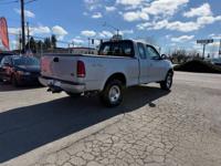 2002 Ford F-150 4x4 4WD F150 XLT 4dr Super Cab Styleside SB Pickup Tru Universal Auto Sales - Image 8