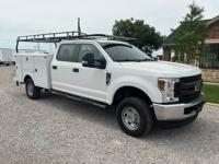 2019 FORD F350 CREW CAB SRW GAS 4WD UTILITY BED NOBLE - Image 4