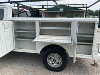 2019 FORD F350 CREW CAB SRW GAS 4WD UTILITY BED NOBLE - Image 8