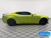 2021 Chevrolet Chevy Camaro LT 2dr Coupe w/1LT Call/Text 516- 614-5359 + EVERYONE FINANCED!! PODEMOS FINANCIAR A CUALQUIERA! - Image 6