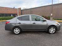 2017 Nissan Versa 1.6 S Des Plaines - Image 7