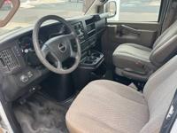 2017 Chevy Express 2500 Cargo Van mesa - Image 7
