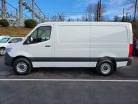 2023 Mercedes Sprinter 2500 144 WB Cargo Van Under Warranty! Bellevue - Image 5