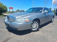 2006 LINCOLN TOWN CAR ZION ILLINOIS