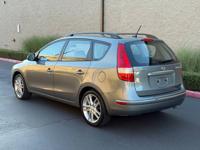 2010 Hyundai Elantra Touring SE — CLEAN CARFAX • HEATED SEATS Hyundai Elantra In Beaverton - Image 7