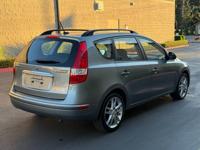 2010 Hyundai Elantra Touring SE — CLEAN CARFAX • HEATED SEATS Hyundai Elantra In Beaverton - Image 9