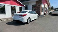 2013 HYUNDAI ELANTRA LIMITED SEDAN 4D Sedan Cars to Go - Image 4