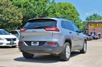 2016 Cherokee Sport - Image 7