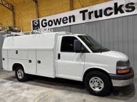 2018 Chevrolet Express 3500 Utility Van Mid TN - Image 2