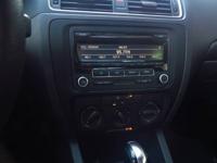 2012 Volkswagen Jetta S 4dr Sedan 6A East Brunswick, NJ - Image 10