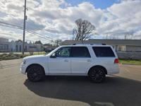 2015 Lincoln Navigator 4x4 4WD 4dr Wagon . Wilkins Auto Center - Image 9