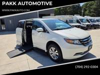 2014 Honda Odyssey EXL VMI Handicap Wheelchair Mobility Van Side Ramp west chicagoland
