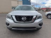 2019 Nissan Pathfinder SV lakewood - Image 3