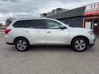 2019 Nissan Pathfinder SV lakewood - Image 5