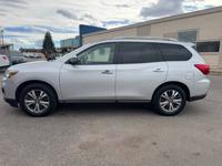 2019 Nissan Pathfinder SV lakewood - Image 9