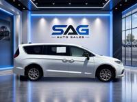 2024 Chrysler Pacifica Touring L __**Great Deal**__ Surprise, AZ - Image 4