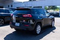 2017 Jeep Cherokee Sport SUV Gladstone Mitsubishi - Image 7