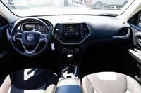 2017 Jeep Cherokee Sport SUV Gladstone Mitsubishi - Image 9