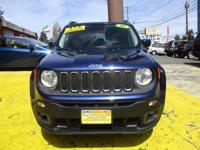 2016 Jeep Renegade Latitude, 4x4!, Extra Clean!, 130k miles, Call/Te seattle - Image 4