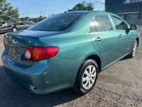 2009 Toyota Corolla LE 70,000 miles 1 original owner Staten Island - Image 6