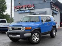 2007 Toyota FJ Cruiser CRYSTAL AUTO SALES INC ~ 2204 Nolensville Pike NASHVILLE - Image 2