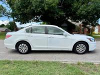 2012 Honda Accord LX with only 89K miles!! Norman - Image 6