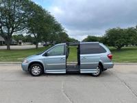 ♿ WHEELCHAIR VAN ...2OO6 CHRYSLER // BRAUN // ENTERVAN ★ONLY 74K MILES ★ LOW MILES... ★ ZERO RUST... ★ DEPENDABLE & AFFORDABLE. . . - Image 8