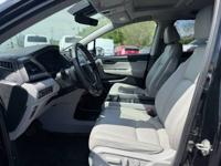 2018 Honda Odyssey EX L w/Navi w/RES 4dr Mini Van and RES CRYSTAL AUTO SALES INC ~ 2204 Nolensville Pike NASHVILLE - Image 8