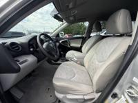 2011 Toyota RAV4 Base 4dr SUV CRYSTAL AUTO SALES ~ NASHVILLE - Image 7