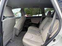 2011 Toyota RAV4 Base 4dr SUV CRYSTAL AUTO SALES ~ NASHVILLE - Image 8