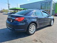 2012 CHRYSLER 200 WAUKEGAN, ILLINOIS - Image 7