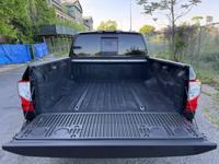 2018 Nissan TITAN PRO-4X Crew Cab Staten Island NY - Image 6